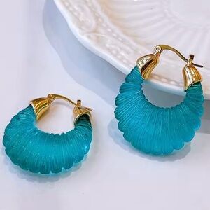 Anthro “Gabi” Sculptural Maxi Aqua Blue Scalloped Striated Parabola Frosted Hoop